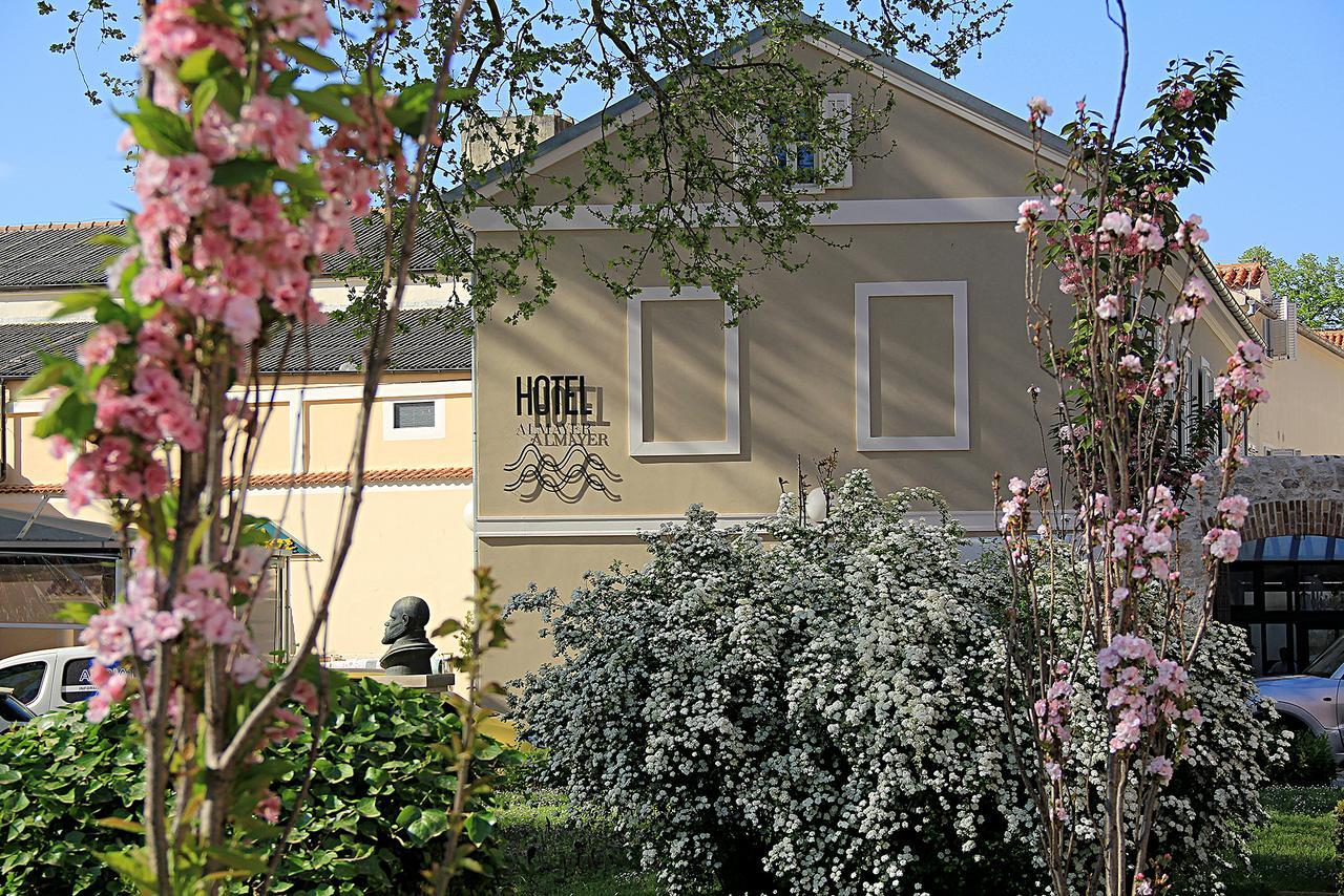 Almayer Art & Heritage Adults Only Hotel And Dependance Rooms Zára Kültér fotó